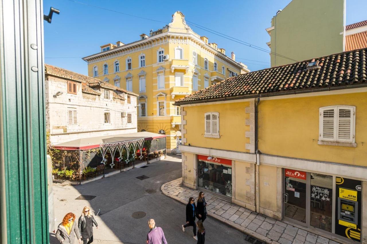 Apartment In Old Town With City View Split Eksteriør billede